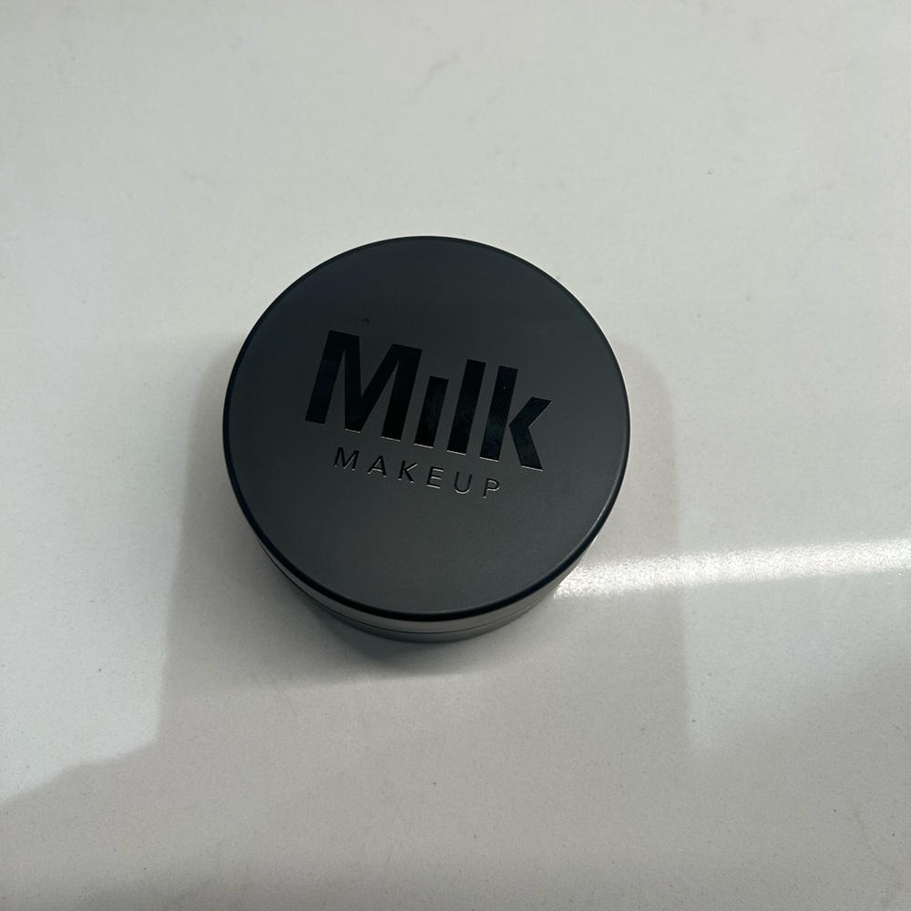 Milk Translucent Powder-NWT
